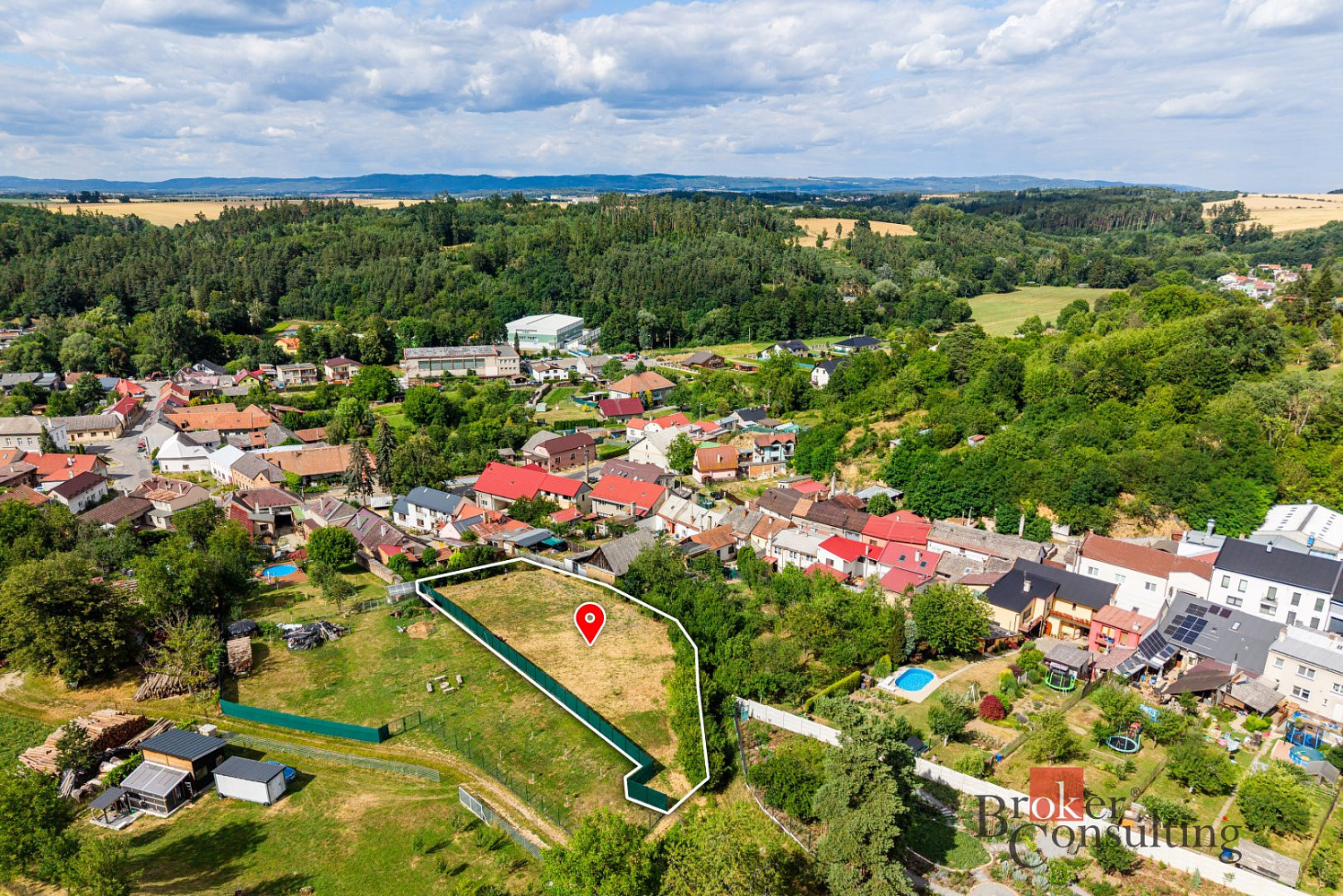 Prodej stavebního pozemku 1 216 m²