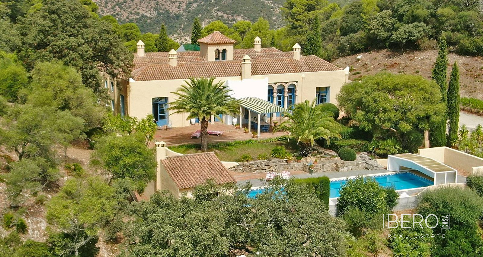 Prodej domu 525 m² s pozemkem 164 353 m²