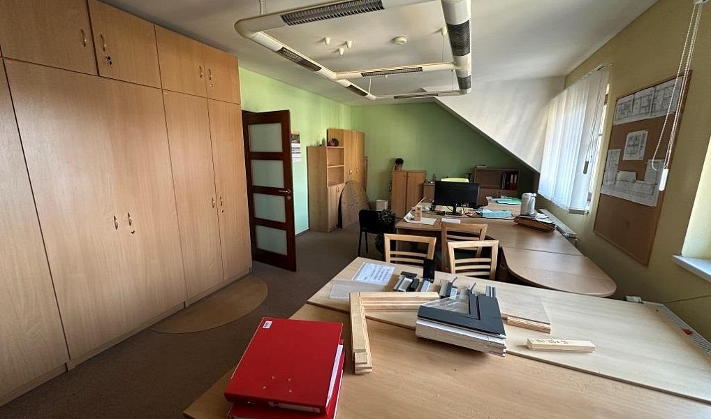 Prodej výrobních prostor 2 800 m², Osek nad Bečvou – náhled fotky 17