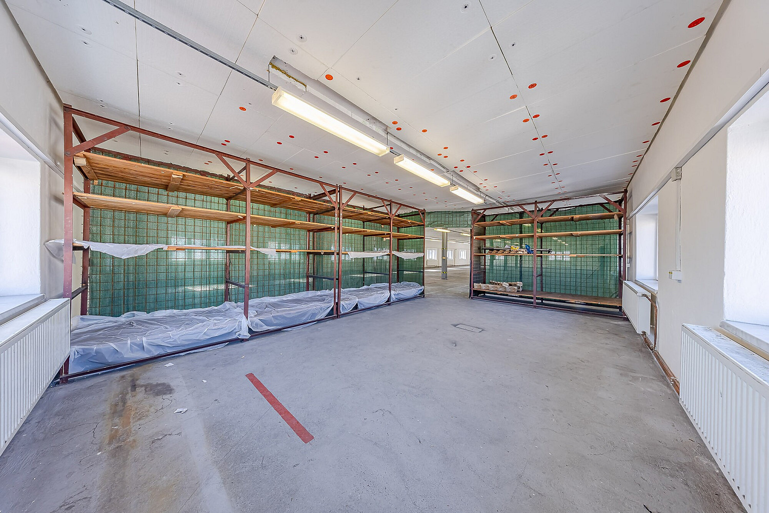 Pronájem skladovacích prostor 391 m² – fotografie 3