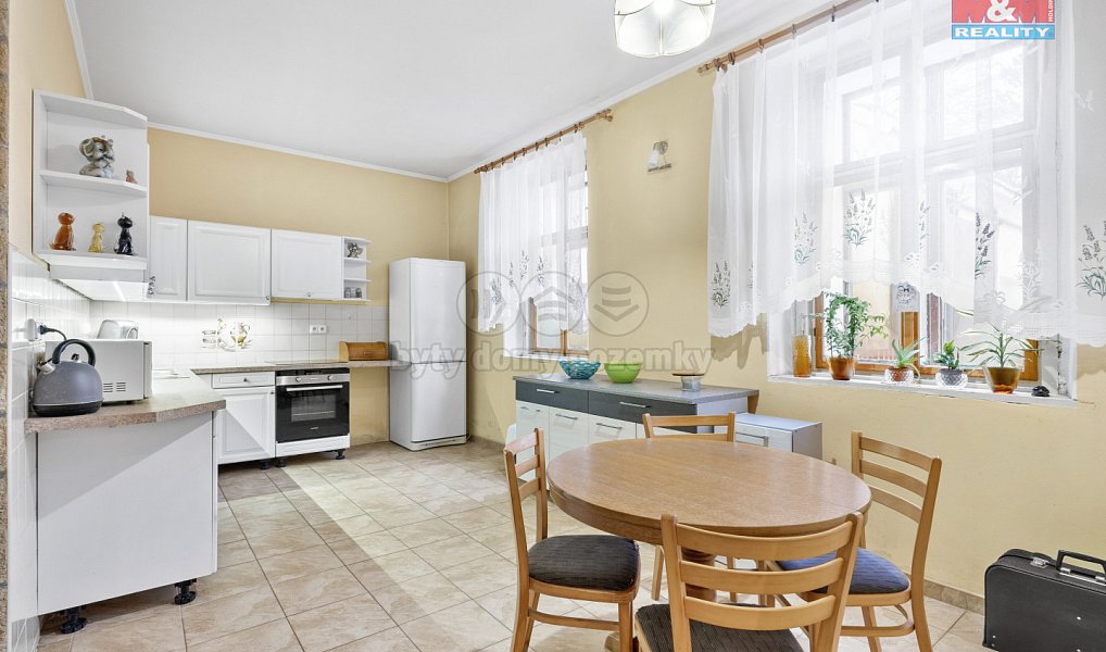 Prodej nájemního domu, činžáku 1 028 m², Česká Kamenice – náhled fotky 4