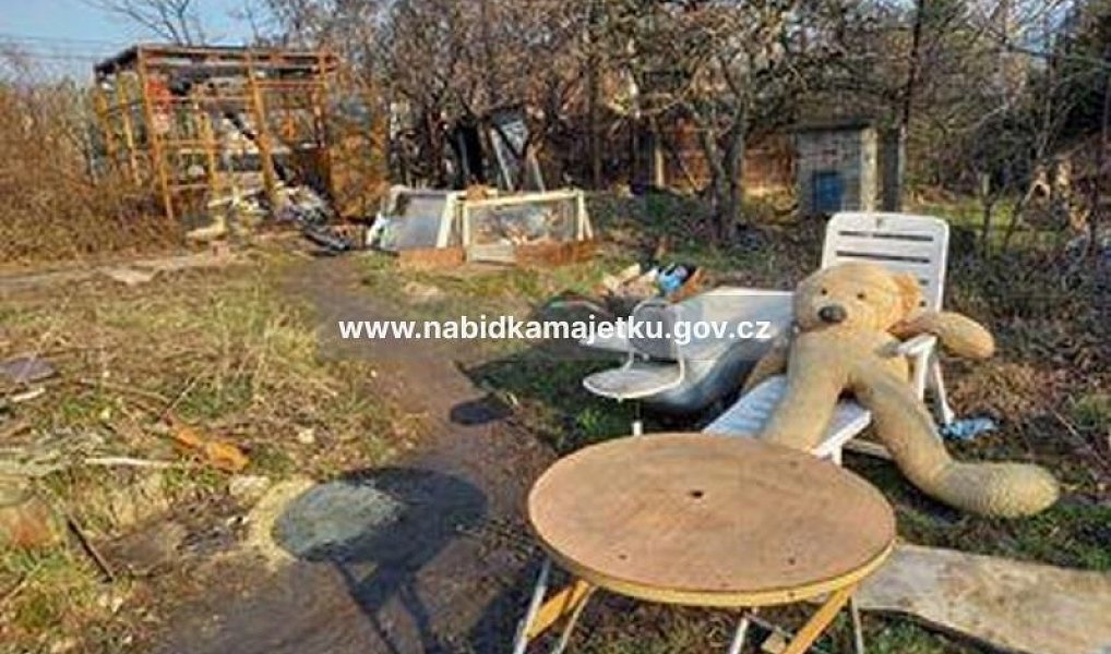 Prodej pozemku 1 500 m², Jirkov – náhled fotky 2