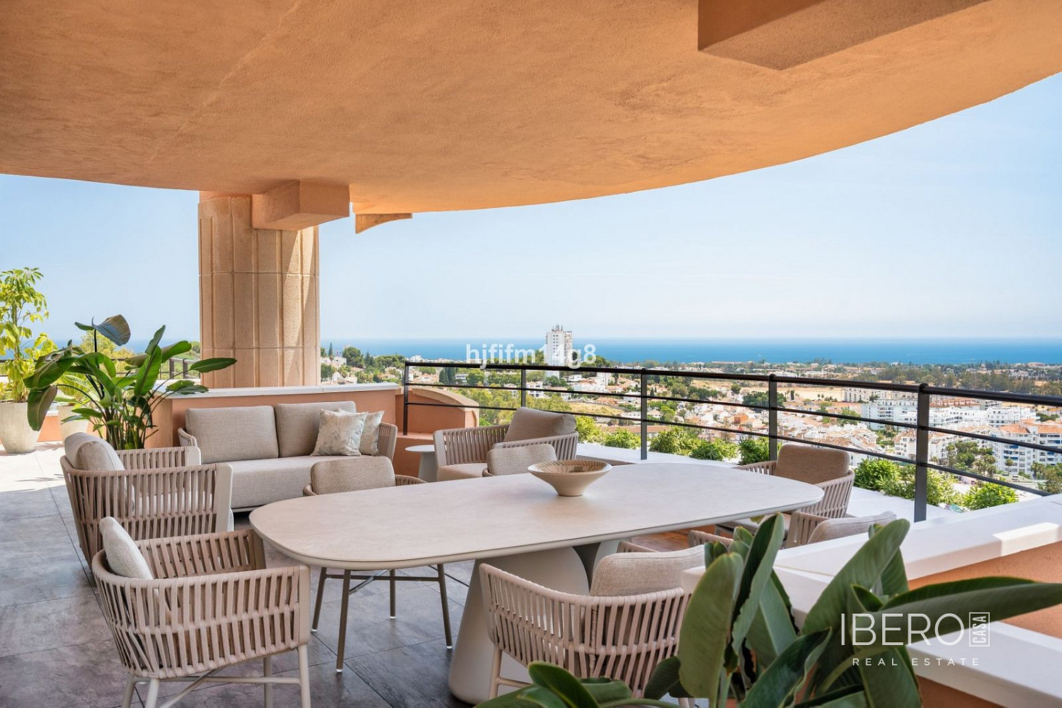 Pis 4+kk – Marbella, Nueva Andalucía - Vista 2
