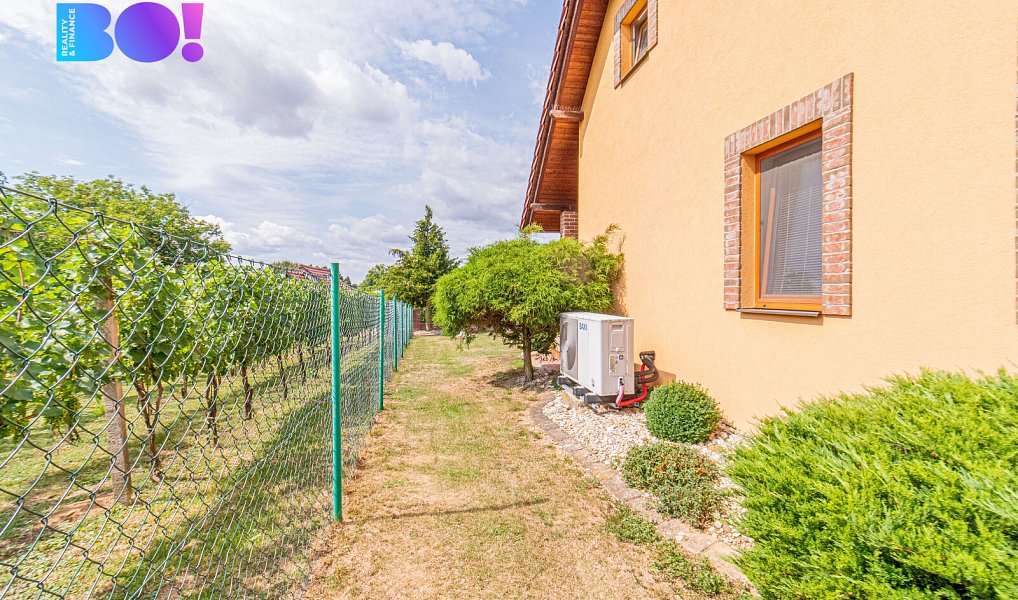 Prodej domu 206 m² s pozemkem 2 730 m², Uherské Hradiště – náhled fotky 12