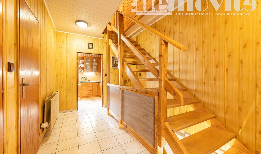 Prodej domu 163 m² s pozemkem 617 m², Chotusice – náhled fotky 14