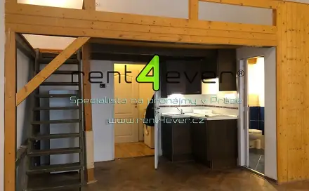 Pronájem bytu 1+kk 30 m²