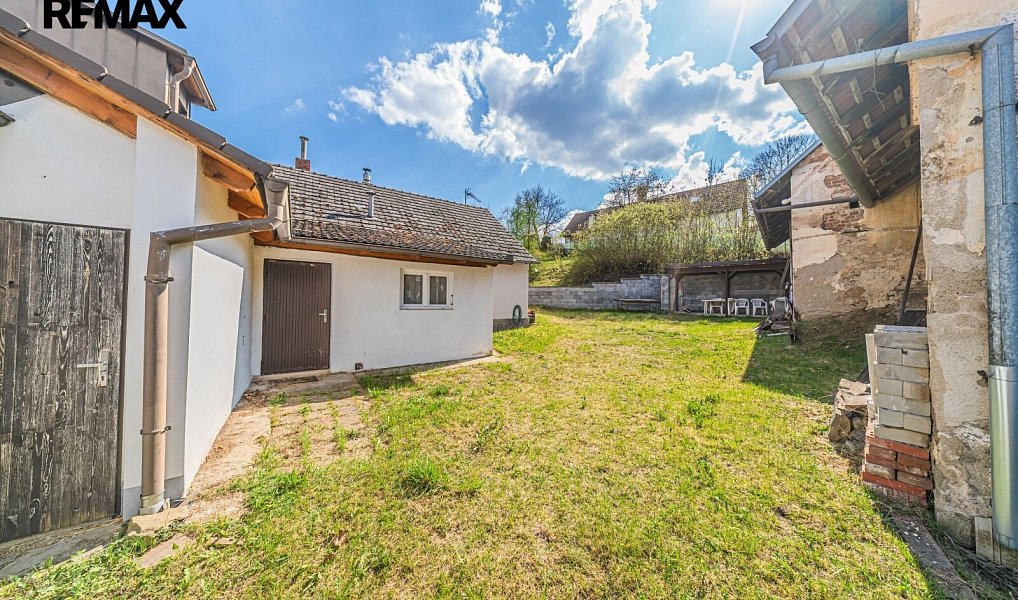 Prodej domu 363 m² s pozemkem 1 345 m², Kamýk nad Vltavou – náhled fotky 24