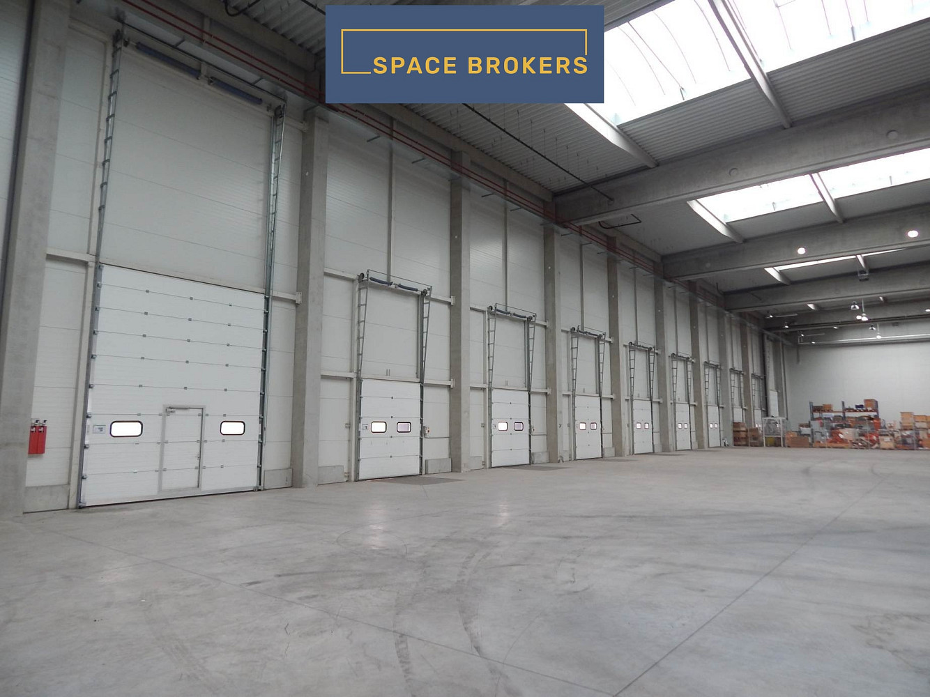 Pronájem skladovacích prostor 2 203 m² — photo 2