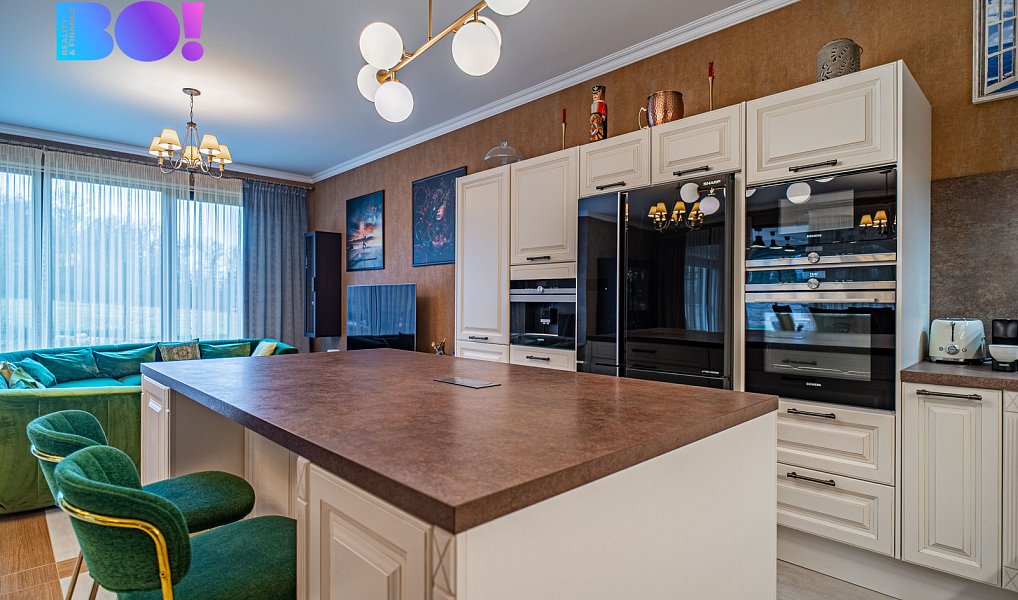 Prodej domu 543 m² s pozemkem 1 009 m², Stará Huť – náhled fotky 3