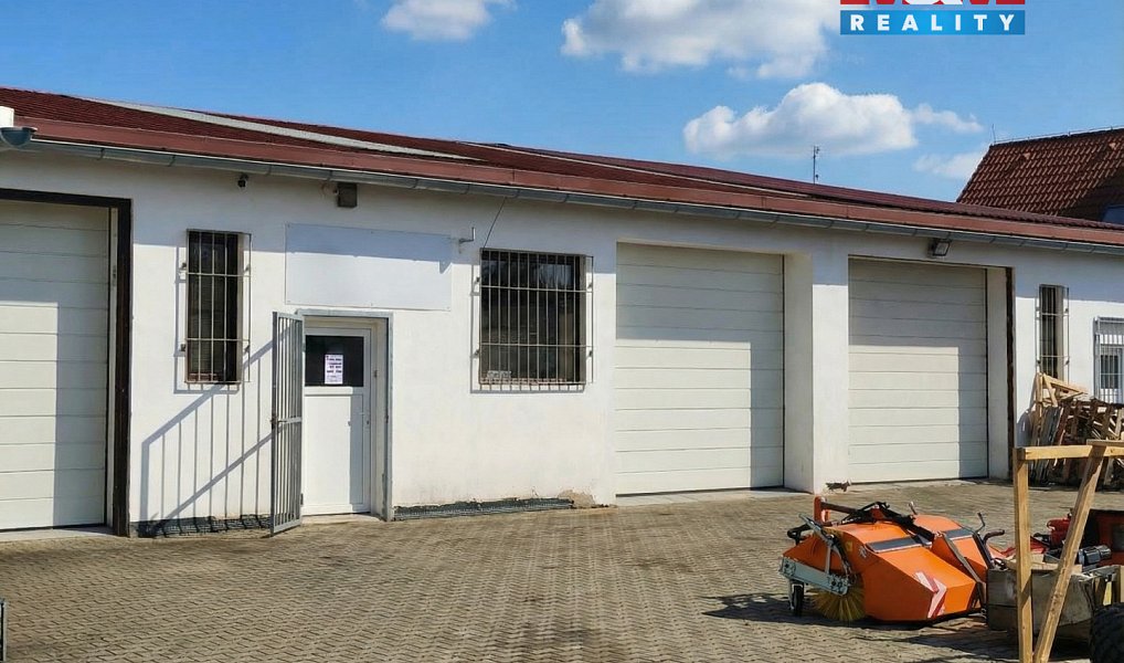 Prodej obchodních prostor 972 m², Kly – náhled fotky 4