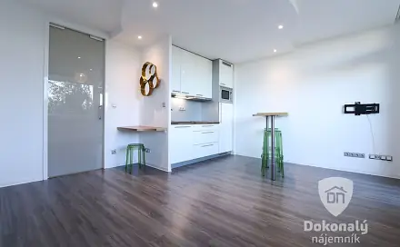 Pronájem bytu 1+kk 27 m²