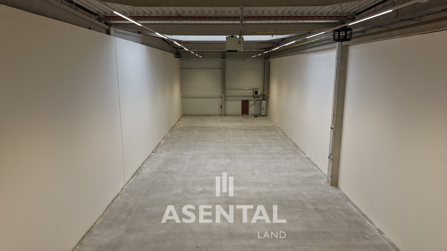 Pronájem skladovacích prostor 648 m² – fotografie 4