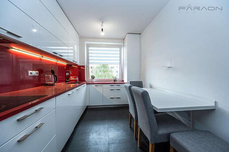 Pronájem bytu 3+1 74 m² — photo 4
