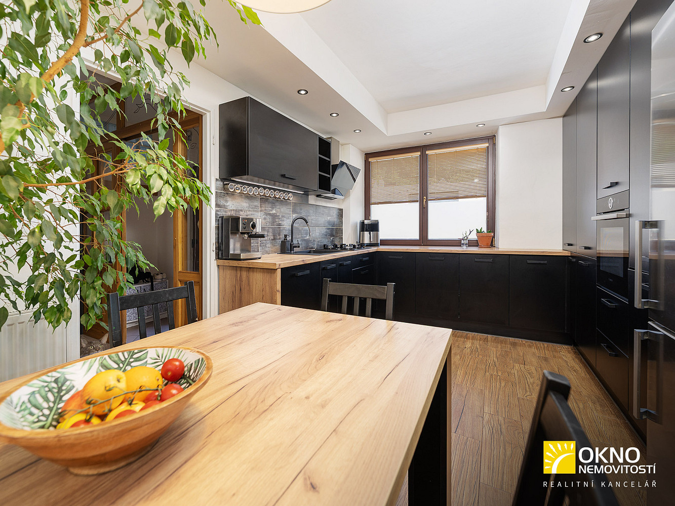 Prodej domu 180 m² s pozemkem 833 m² – fotografie 3