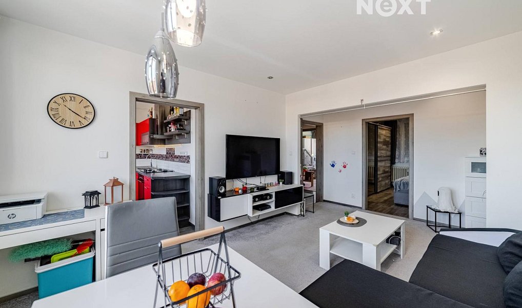 Prodej bytu 3+1 70 m², Přeštice – náhled fotky 2
