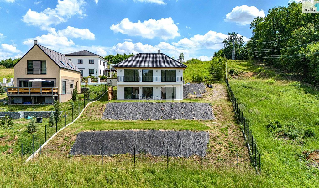 Prodej domu 200 m² s pozemkem 919 m², Vysoký Újezd – náhled fotky 46