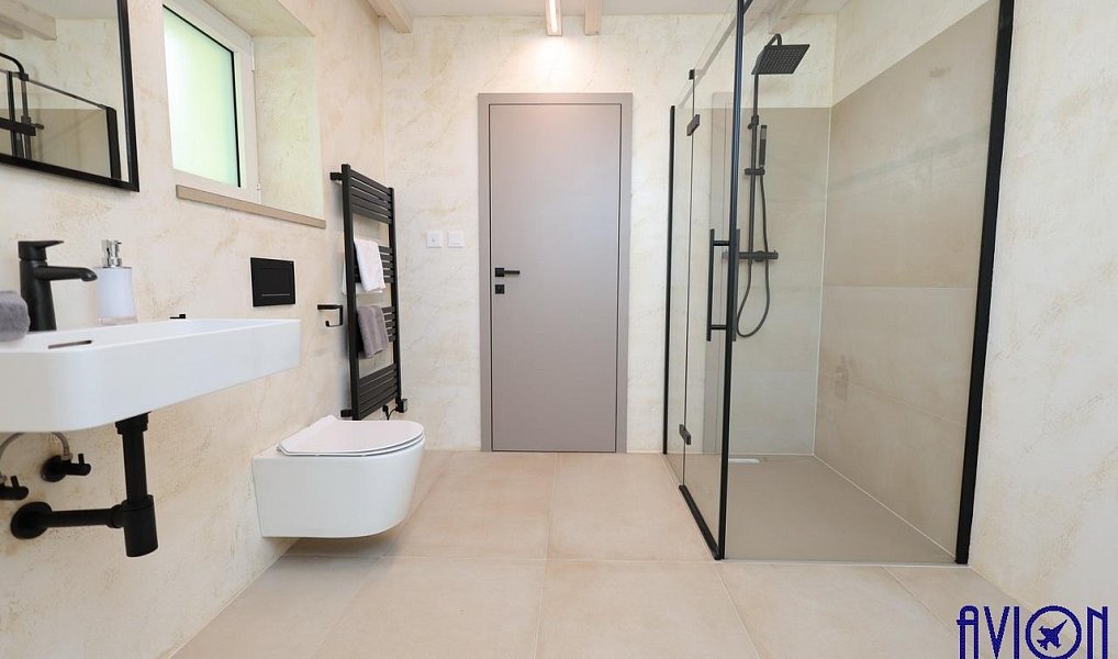 Pronájem bytu 4+kk 88 m², Praha – náhled fotky 2