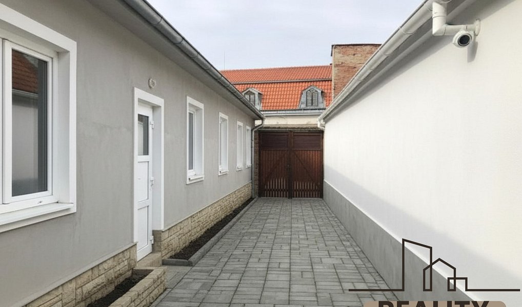 Prodej domu 135 m² s pozemkem 437 m², Znojmo – náhled fotky 2