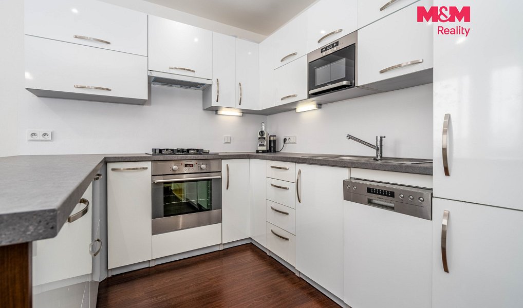 Pronájem bytu 3+kk 67 m², Praha – náhled fotky 2