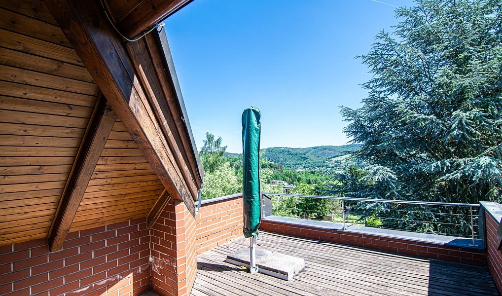 Prodej domu 560 m² s pozemkem 2 497 m², Černošice – náhled fotky 9