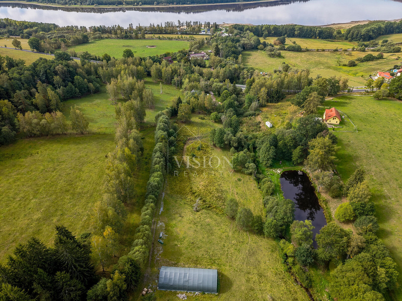 Prodej stavebního pozemku 926 m² – fotografie 4