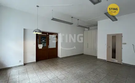 Pronájem obchodních prostor 38 m², Drůbeží trh, Opava - Město