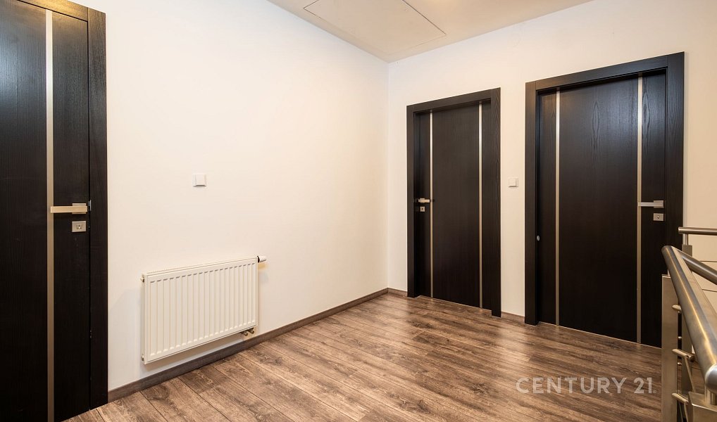 Prodej domu 181 m² s pozemkem 311 m², Kolín – náhled fotky 16