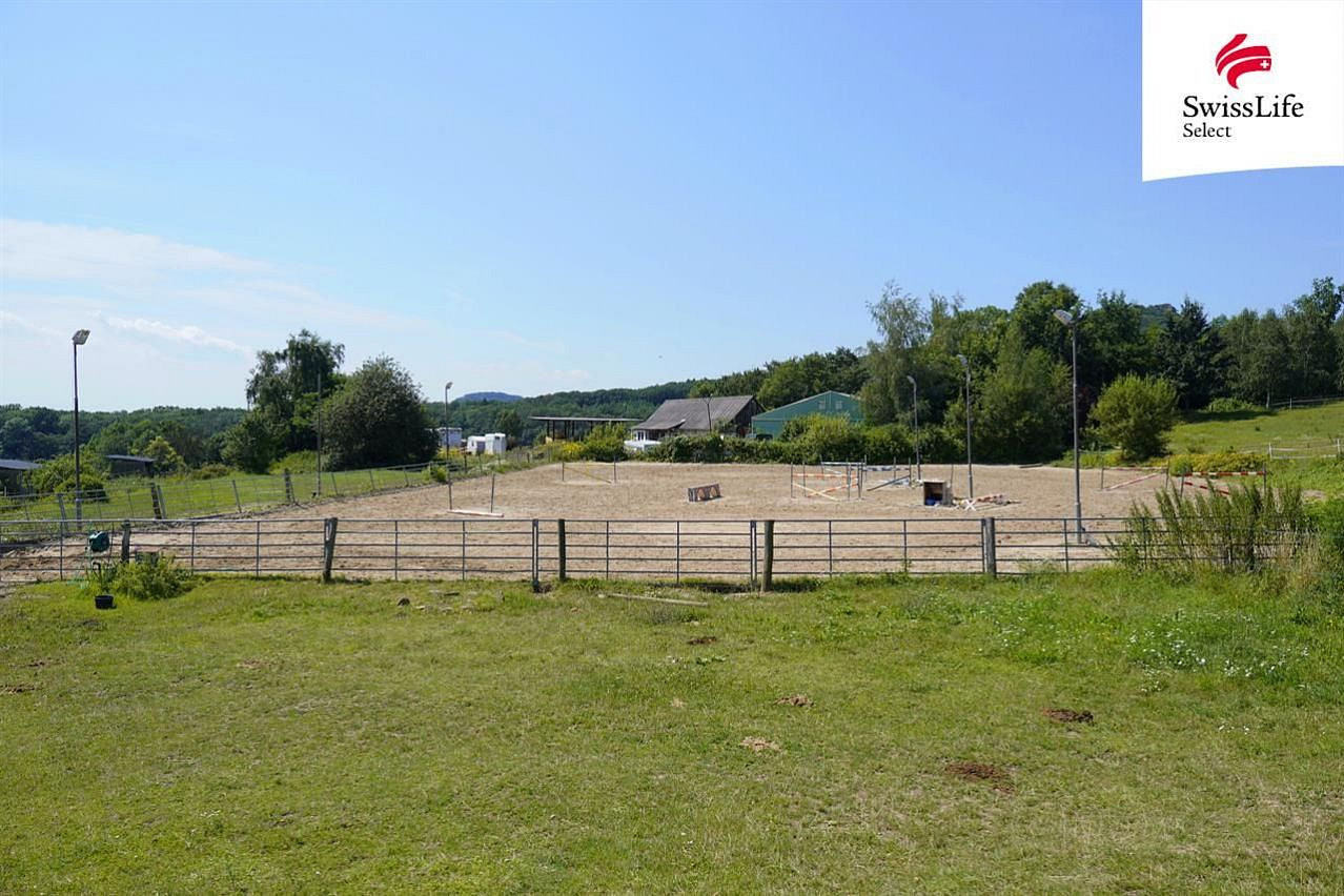 Prodej komerčního pozemku 225 295 m² — photo 2