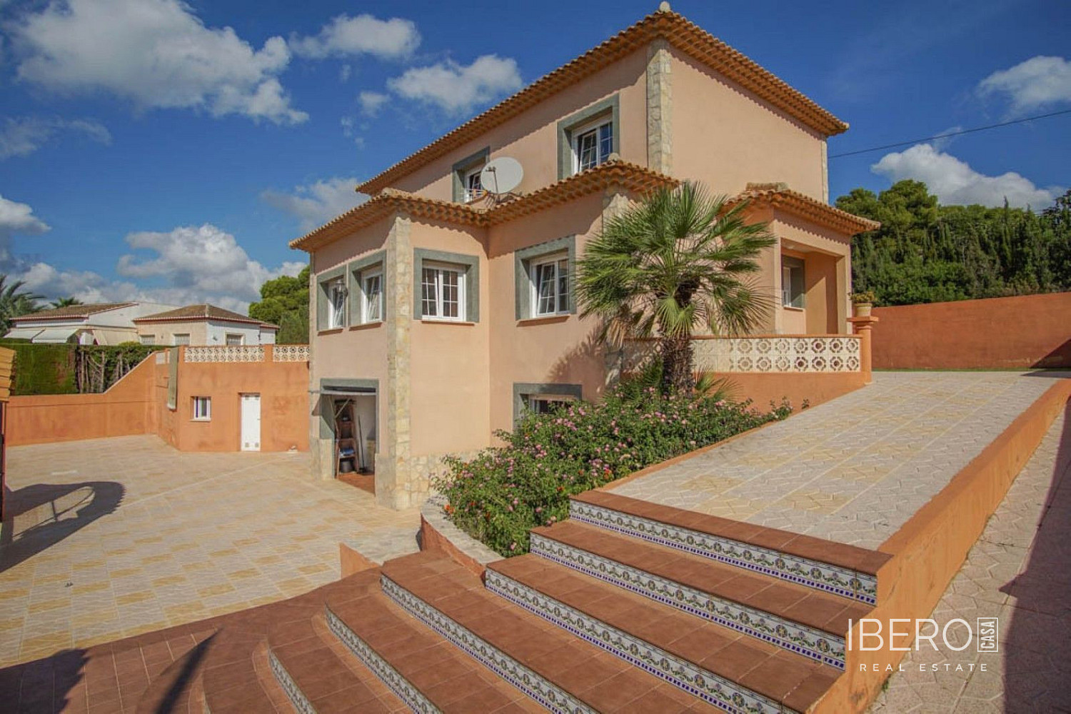 Prodej domu 331 m² s pozemkem 867 m² — photo 4