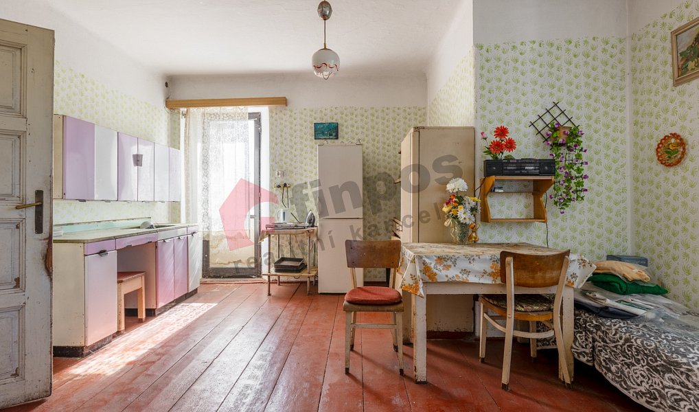 Prodej domu 220 m² s pozemkem 4 462 m², Stráž nad Nežárkou – náhled fotky 10
