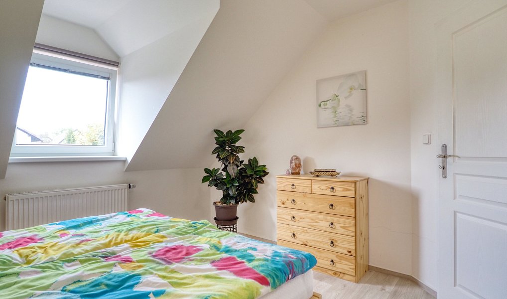 Prodej domu 145 m² s pozemkem 835 m², Zvole – náhled fotky 14