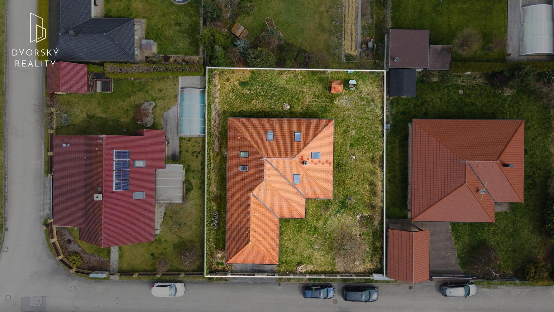 Prodej domu 197 m² s pozemkem 704 m² — photo 3