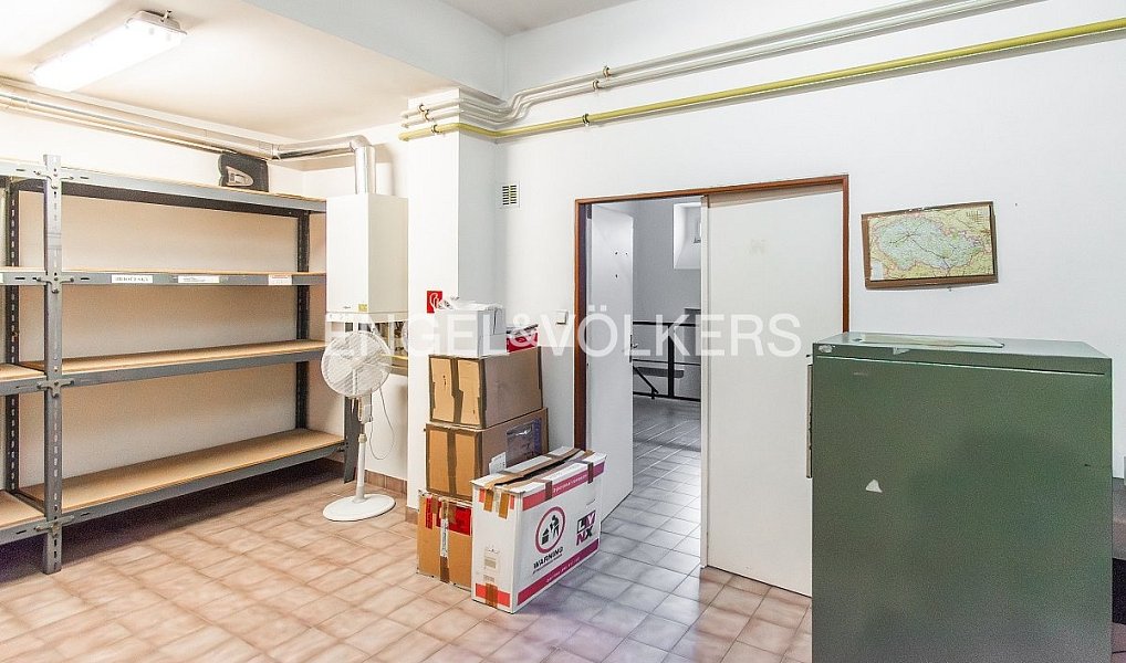 Pronájem skladovacích prostor 140 m², Praha – náhled fotky 4