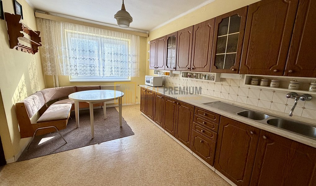 Prodej domu 200 m² s pozemkem 838 m², Dolní Němčí – náhled fotky 3