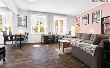 Prodej bytu 4+1 94 m², Sládkova, Karlovy Vary
