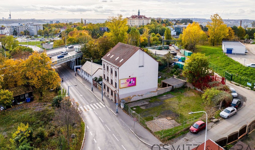 Pronájem komerčního pozemku 559 m², Praha – náhled fotky 2