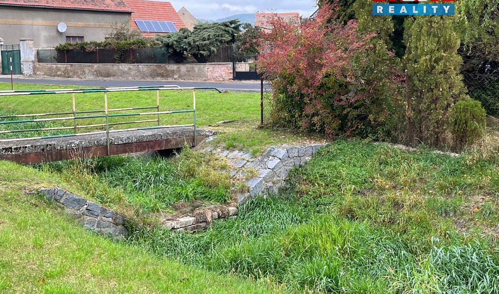 Prodej domu 613 m² s pozemkem 613 m², Libčeves – náhled fotky 2