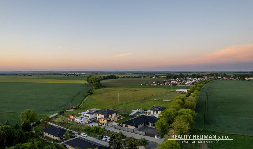 Prodej domu 154 m² s pozemkem 1 844 m², Jenštejn – náhled fotky 45