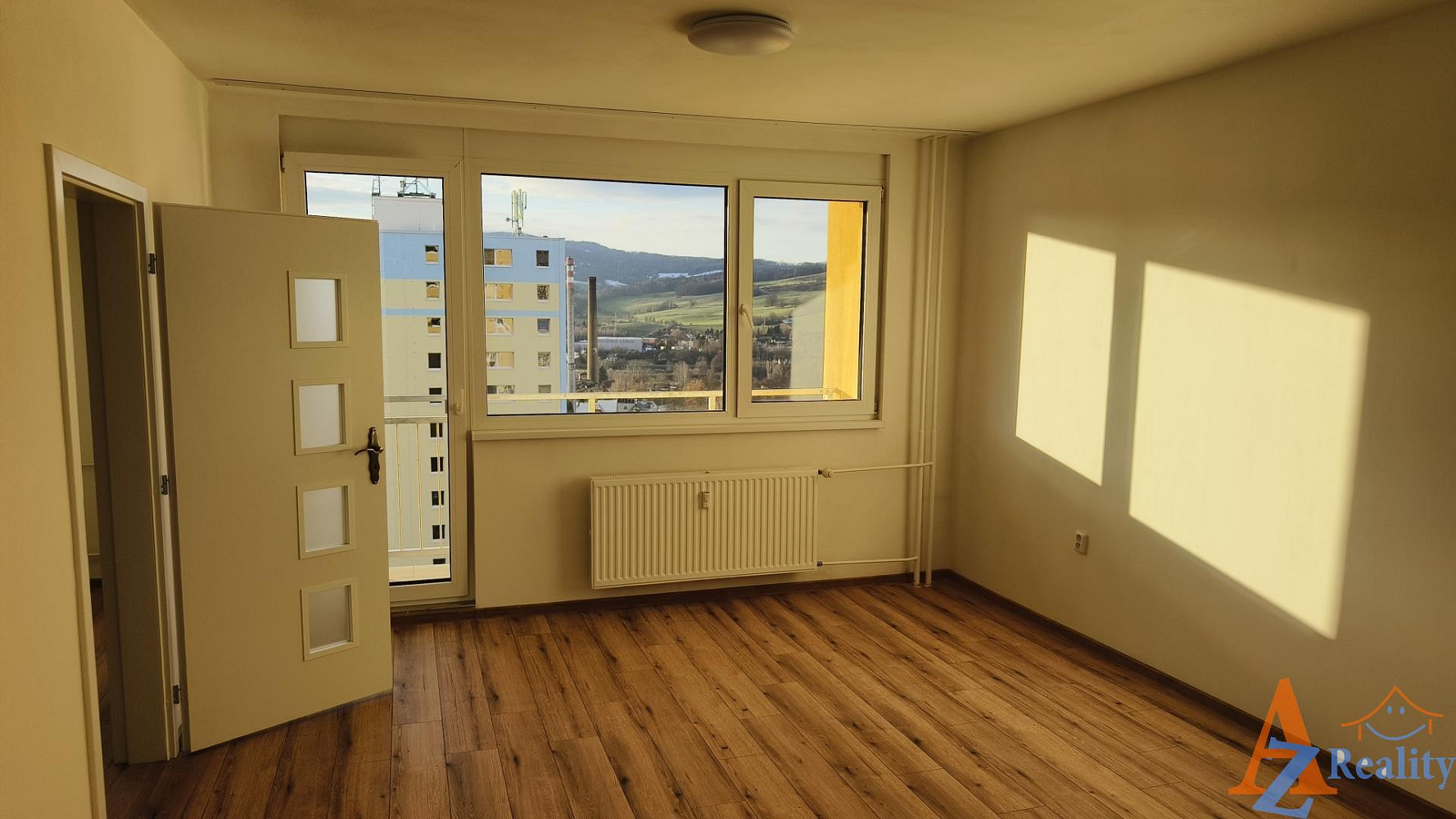 Pronájem bytu 3+1 80 m² – fotografie 2