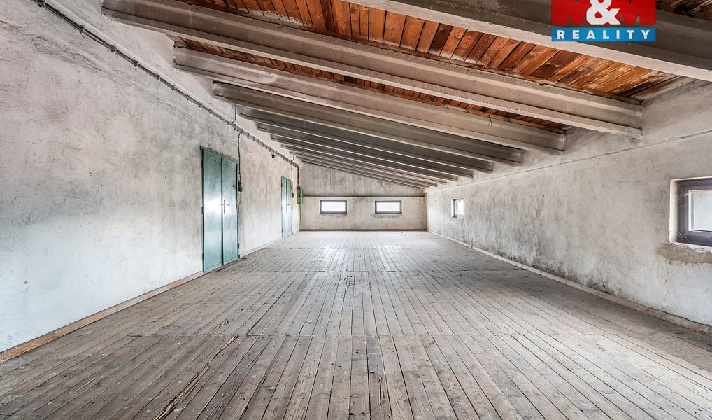 Prodej zemědělského objektu 2 000 m², Křešice – náhled fotky 14