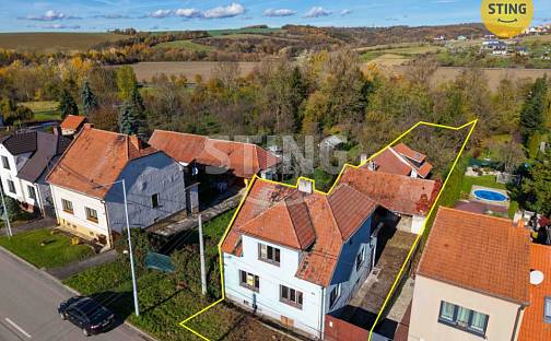 Prodej domu 140 m² s pozemkem 1 219 m², Podolí, okres Uherské Hradiště