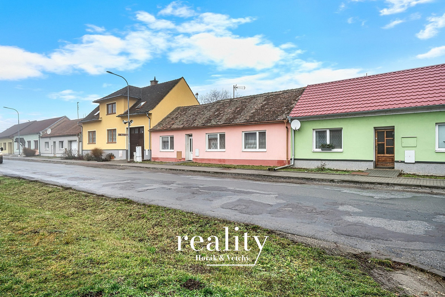 Prodej domu 110 m² s pozemkem 1 027 m² — photo 2