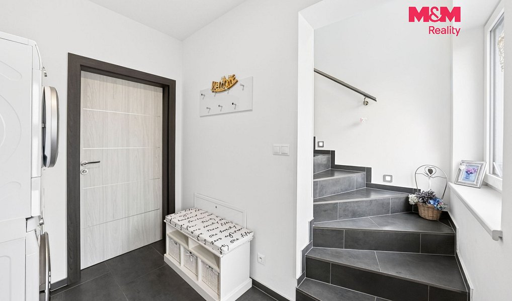 Prodej domu 233 m² s pozemkem 570 m², Velké Pavlovice – náhled fotky 10