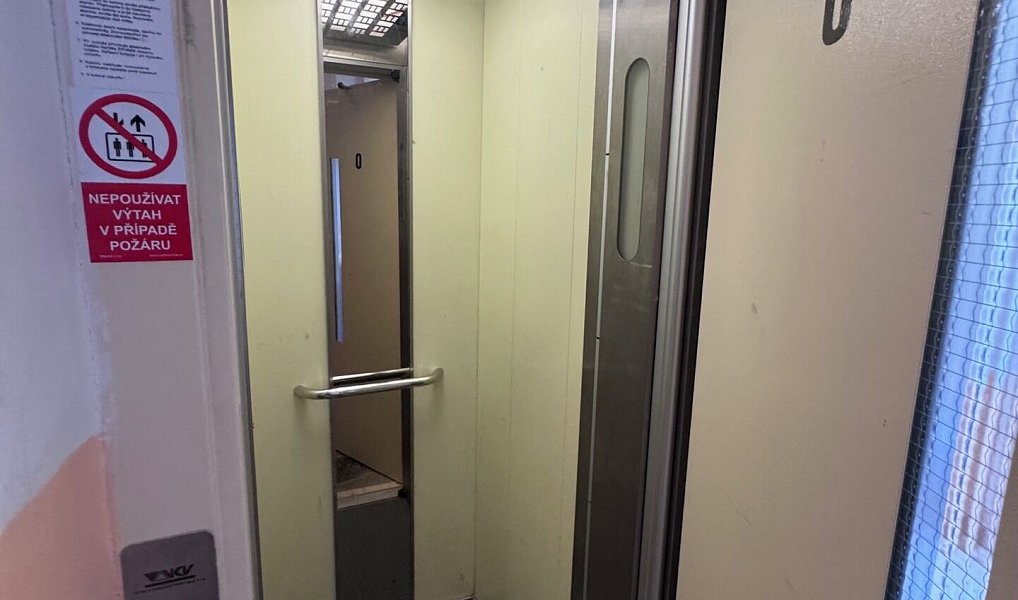 Prodej bytu 4+kk 94 m², Karlovy Vary – náhled fotky 9
