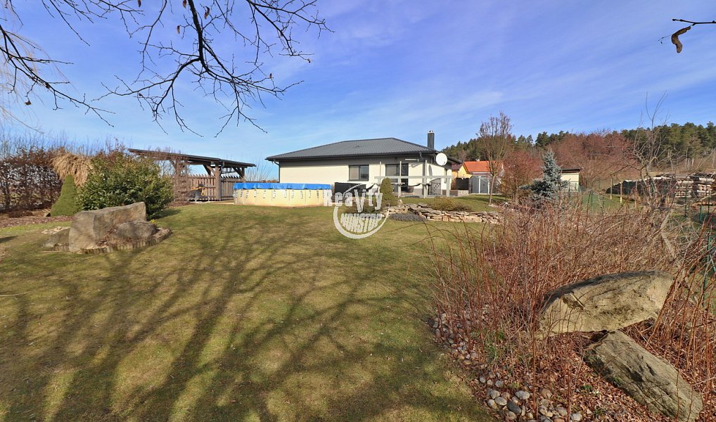 Prodej domu 101 m² s pozemkem 913 m², Kačlehy – náhled fotky 26