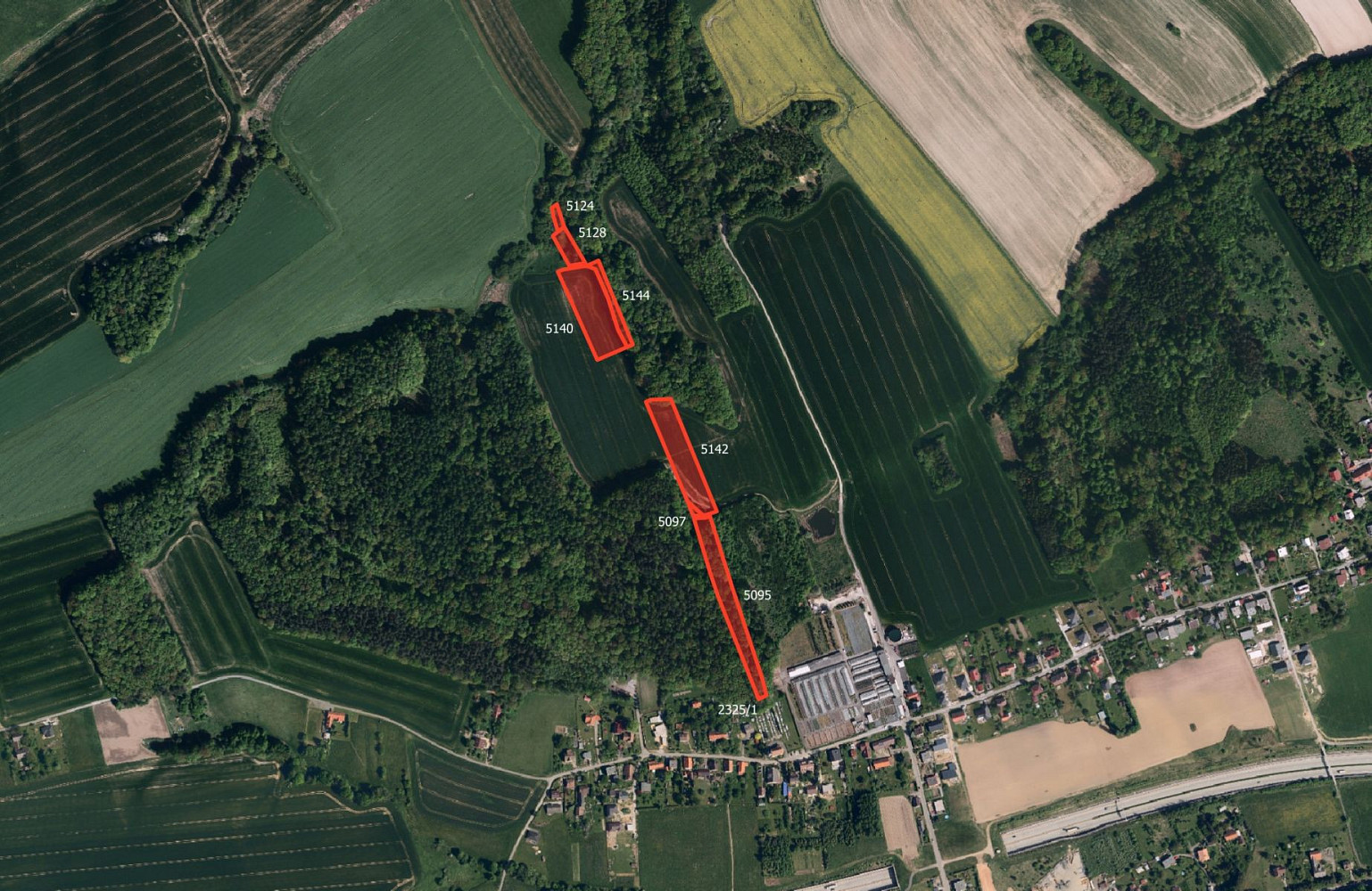 Prodej pole 40 667 m²