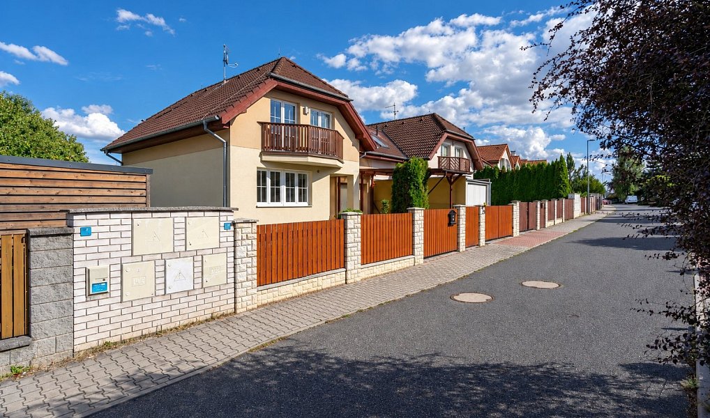 Prodej domu 190 m² s pozemkem 465 m², Hostivice – náhled fotky 26