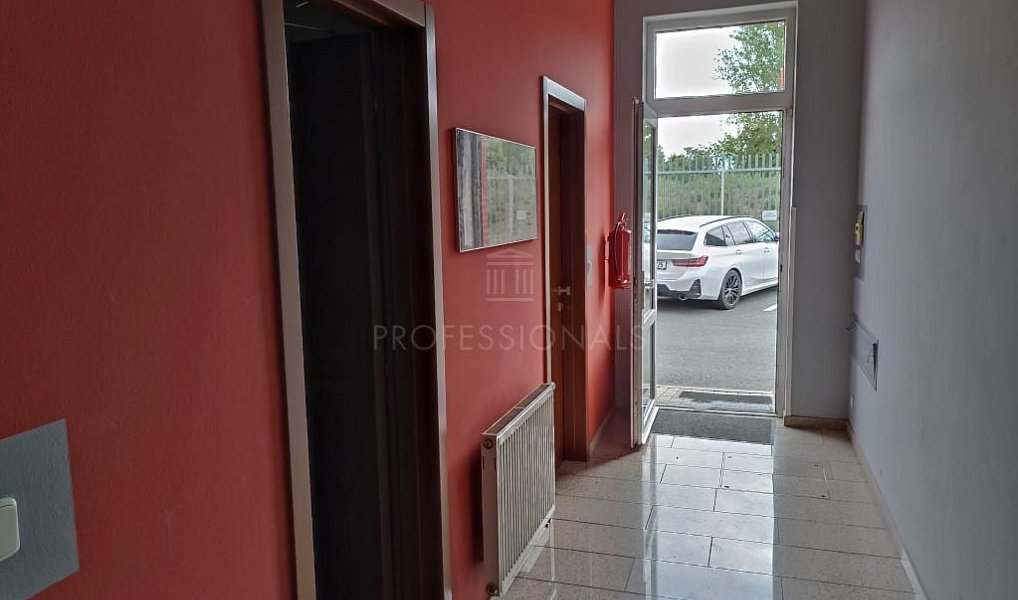 Pronájem obchodních prostor 135 m², Praha – náhled fotky 5