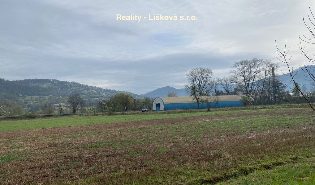 Pronájem komerčního pozemku 3 600 m², Velké Březno – náhled fotky 9