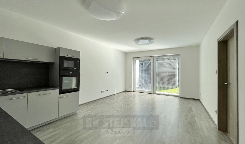 Pronájem bytu 4+kk 80 m², Včelná – náhled fotky 6